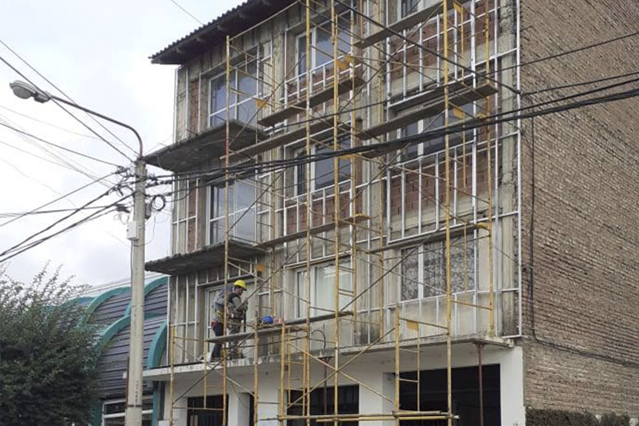 delvitto-renovación-fachada-siding-andamios-bariloche-3