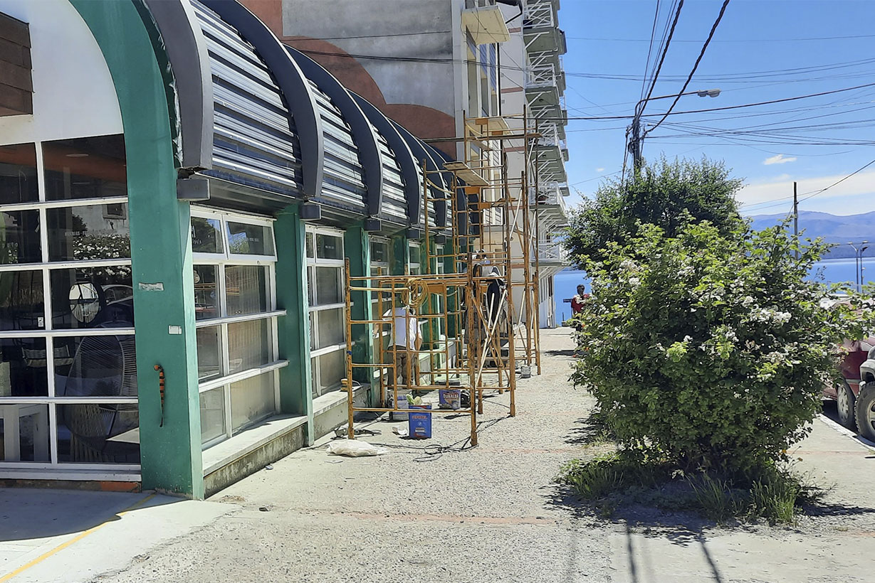 delvitto-pinturas-supermercado-todo-fachada-servicio-pintura-bariloche-00